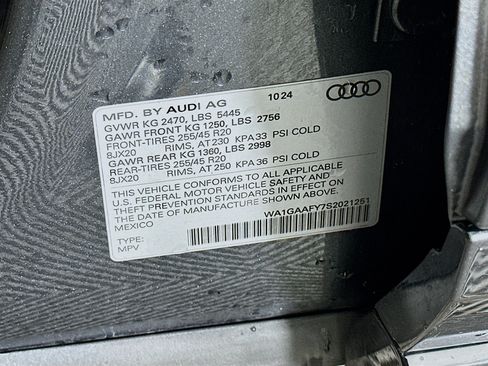 Used 2025 Audi Q5 2.0T Premium AWD/4WD image 12