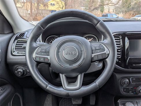 Certified 2020 Jeep Compass Altitude image 12