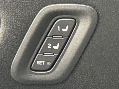 Used 2024 Honda Pilot Touring image 37