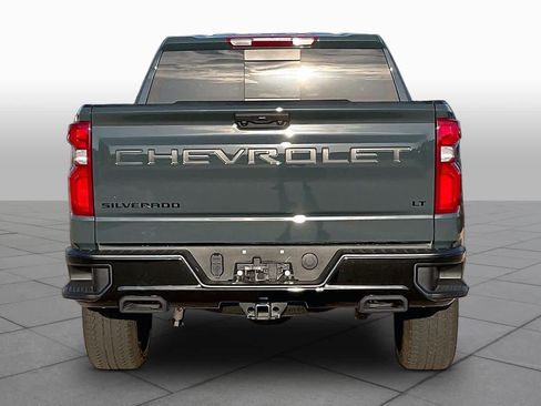 Used 2025 Chevrolet Silverado 1500 LT Trail Boss w/ Convenience Package II AWD/4WD image 6