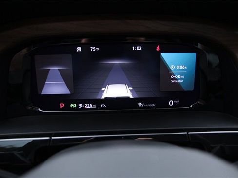 Certified 2025 Volkswagen Atlas SE image 22