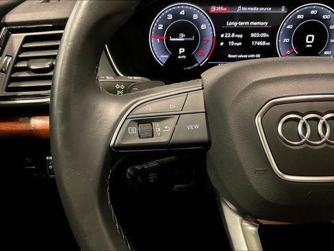 Used 2023 Audi Q5 2.0T Premium Plus w/ Premium Plus Package AWD/4WD image 18