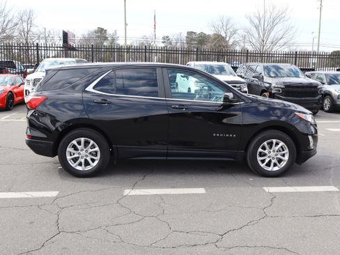 Used 2021 Chevrolet Equinox LT image 11