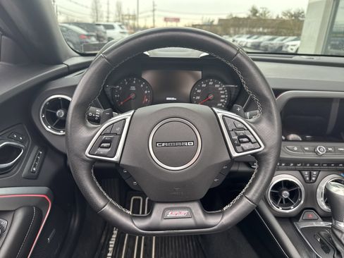 Used 2016 Chevrolet Camaro SS image 18