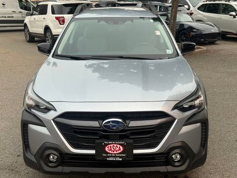 Used 2024 Subaru Outback Premium AWD/4WD image 2