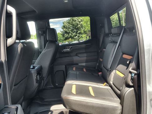 Used 2026 GMC Sierra 1500 AT4 w/ AT4 Preferred Package AWD/4WD image 25