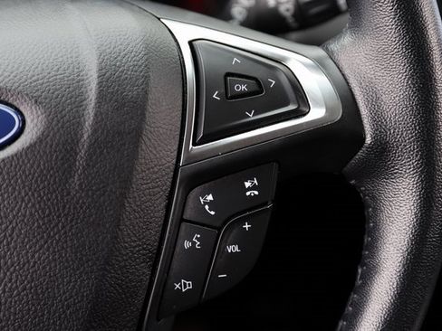 Certified 2023 Ford Edge SEL image 21