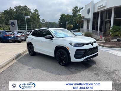New 2025 Volkswagen Tiguan SE R-Line