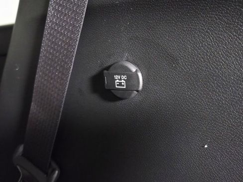 New 2026 Chrysler Pacifica Select image 12