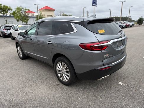Used 2020 Buick Enclave Essence FWD image 9