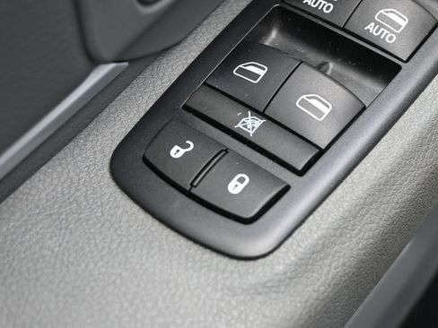 Used 2016 RAM 2500 Big Horn AWD/4WD image 15
