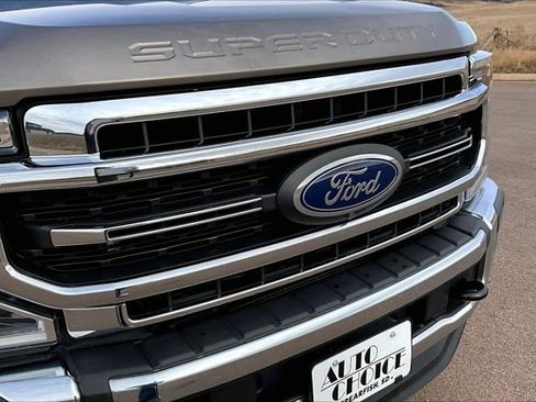 Used 2020 Ford F350 Lariat w/ Lariat Ultimate Package image 34