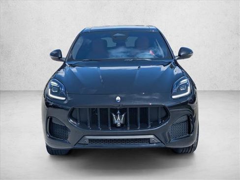 Used 2025 Maserati Grecale Modena AWD/4WD image 2