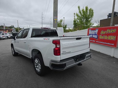Used 2024 Chevrolet Silverado 1500 LT AWD/4WD image 10