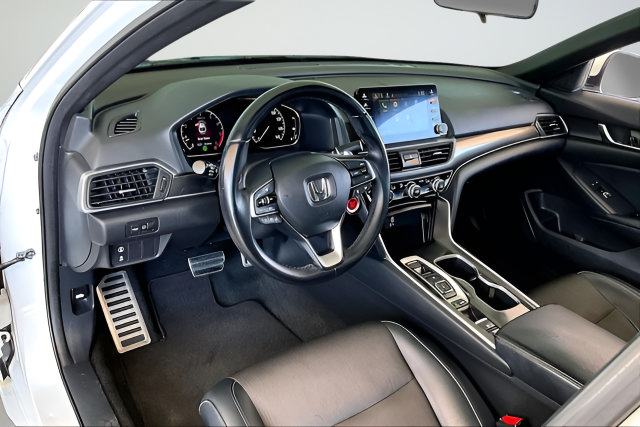 Used 2018 Honda Accord Sport image 14