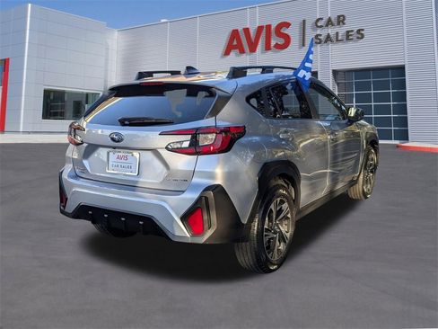 Used 2024 Subaru Crosstrek 2.0i Premium image 6