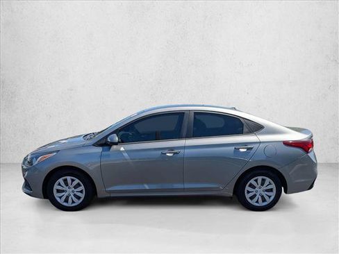 Used 2021 Hyundai Accent SE FWD image 8