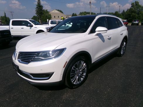 Used 2016 Lincoln MKX Reserve w/ Equipment Group 102A AWD/4WD image 5
