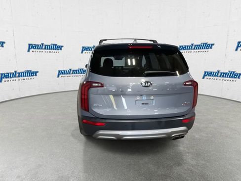 Used 2021 Kia Telluride S image 9