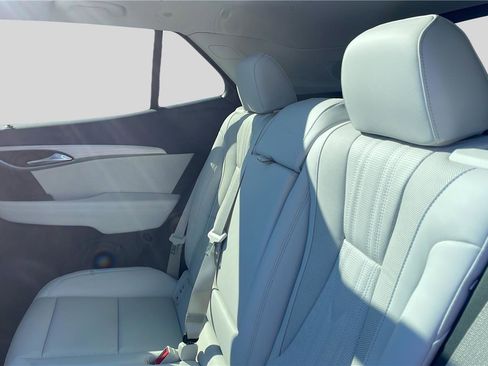 New 2026 Buick Envision Avenir image 16