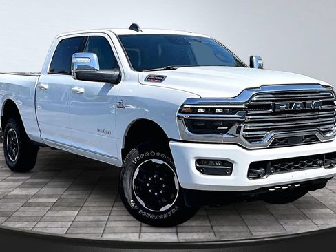 Certified 2026 RAM 2500 Laramie AWD/4WD image 36