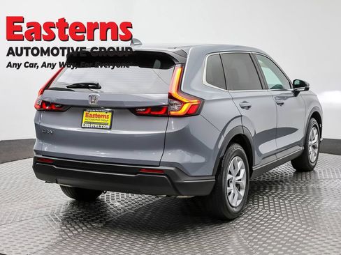 Used 2024 Honda CR-V LX image 5