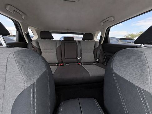 Used 2023 Nissan Rogue SV FWD image 12