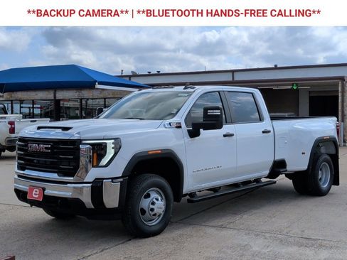 New 2026 GMC Sierra 3500 Pro image 3