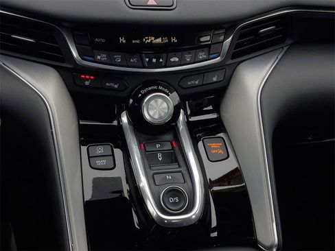 Certified 2022 Acura TLX w/ Technology Package image 26