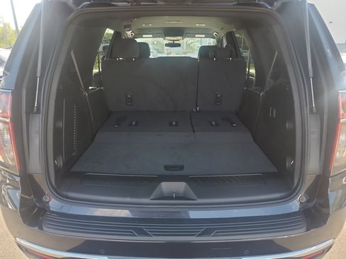 Used 2023 Chevrolet Tahoe LS AWD/4WD image 30