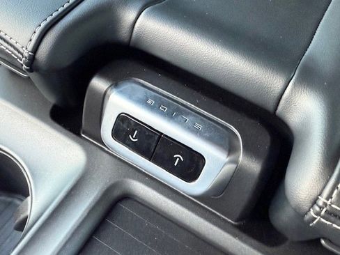 New 2025 Ford Expedition Max Platinum w/ Stealth Performance Package image 32