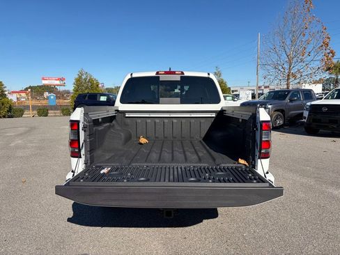 New 2026 Nissan Frontier SV image 5