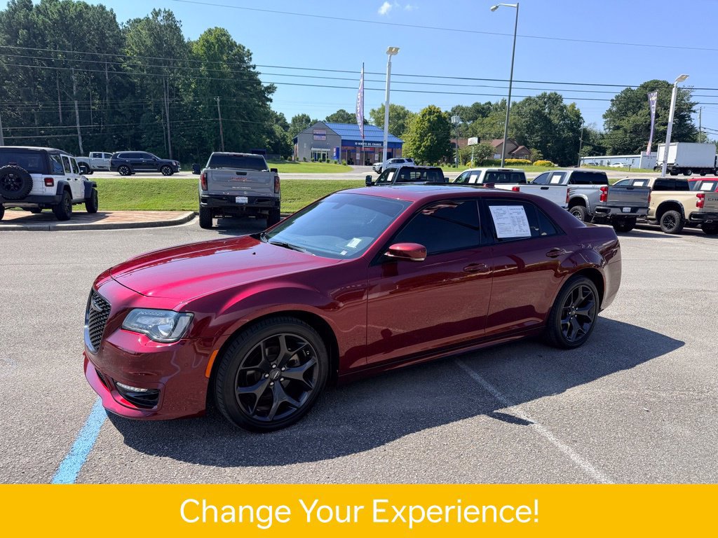 Used 2023 Chrysler 300 Touring L w/ Popular Equipment Group RWD image 2