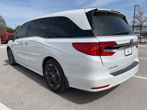 Certified 2024 Honda Odyssey Elite image 6
