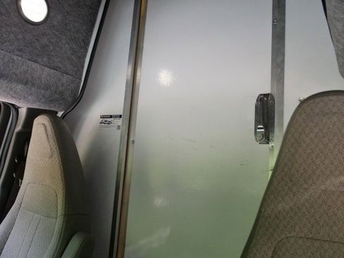 Used 2021 Chevrolet Express 4500 Extended w/ Power Convenience Package RWD image 20