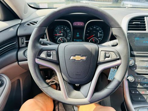 Used 2013 Chevrolet Malibu LS w/ Protection Package FWD image 11
