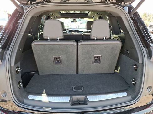 Used 2020 Cadillac XT6 Premium Luxury image 37