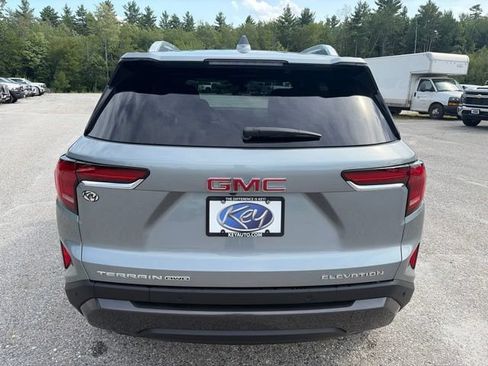 New 2027 GMC Terrain Elevation w/ Elevation Premium Package AWD/4WD image 5