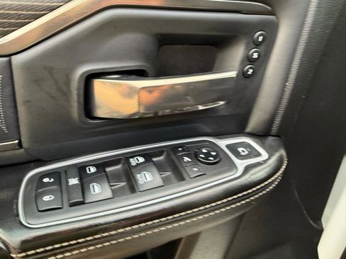 Used 2019 RAM 3500 Limited image 15