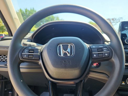 New 2025 Honda Accord SE image 14