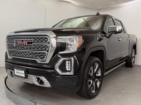 Used 2020 GMC Sierra 1500 Denali w/ Denali Ultimate Package AWD/4WD image 3
