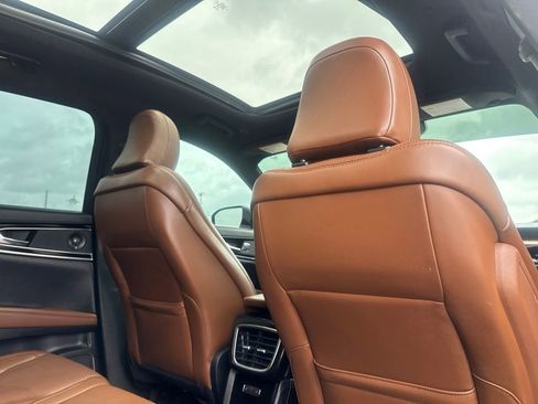 Used 2022 Lincoln Nautilus Reserve w/ Luxury Package FWD image 29