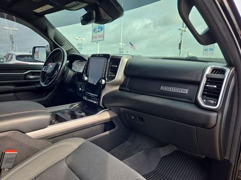 Used 2022 RAM 1500 Big Horn AWD/4WD image 21