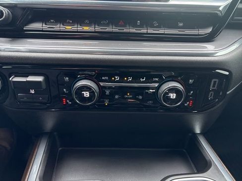 Used 2024 Chevrolet Silverado 1500 High Country w/ Technology Package image 43