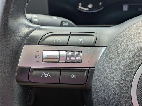 Used 2024 Hyundai Kona SEL AWD/4WD image 17