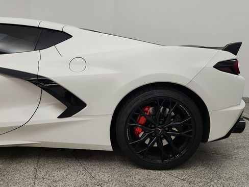 Used 2023 Chevrolet Corvette Stingray Preferred Cpe w/ Z51 Performance Package RWD image 15