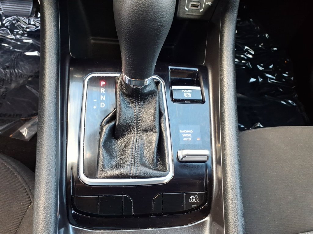 Used 2024 Jeep Compass Sport AWD/4WD image 12