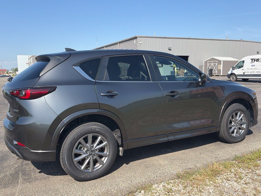 Used 2025 MAZDA CX-5 AWD 2.5 S w/ Preferred Package image 4
