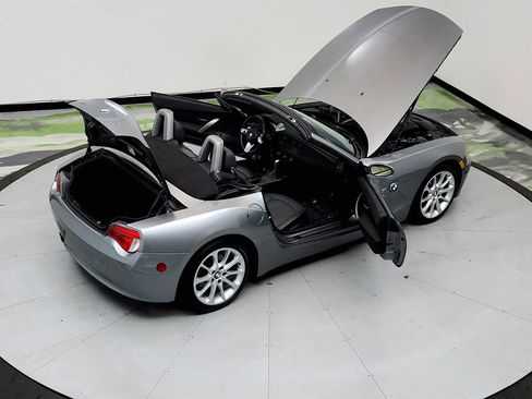 Used 2008 BMW Z4 3.0i image 32