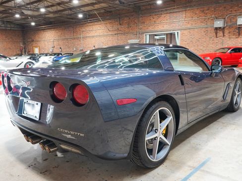Used 2013 Chevrolet Corvette Coupe w/ 4LT Preferred Equipment Group RWD image 15